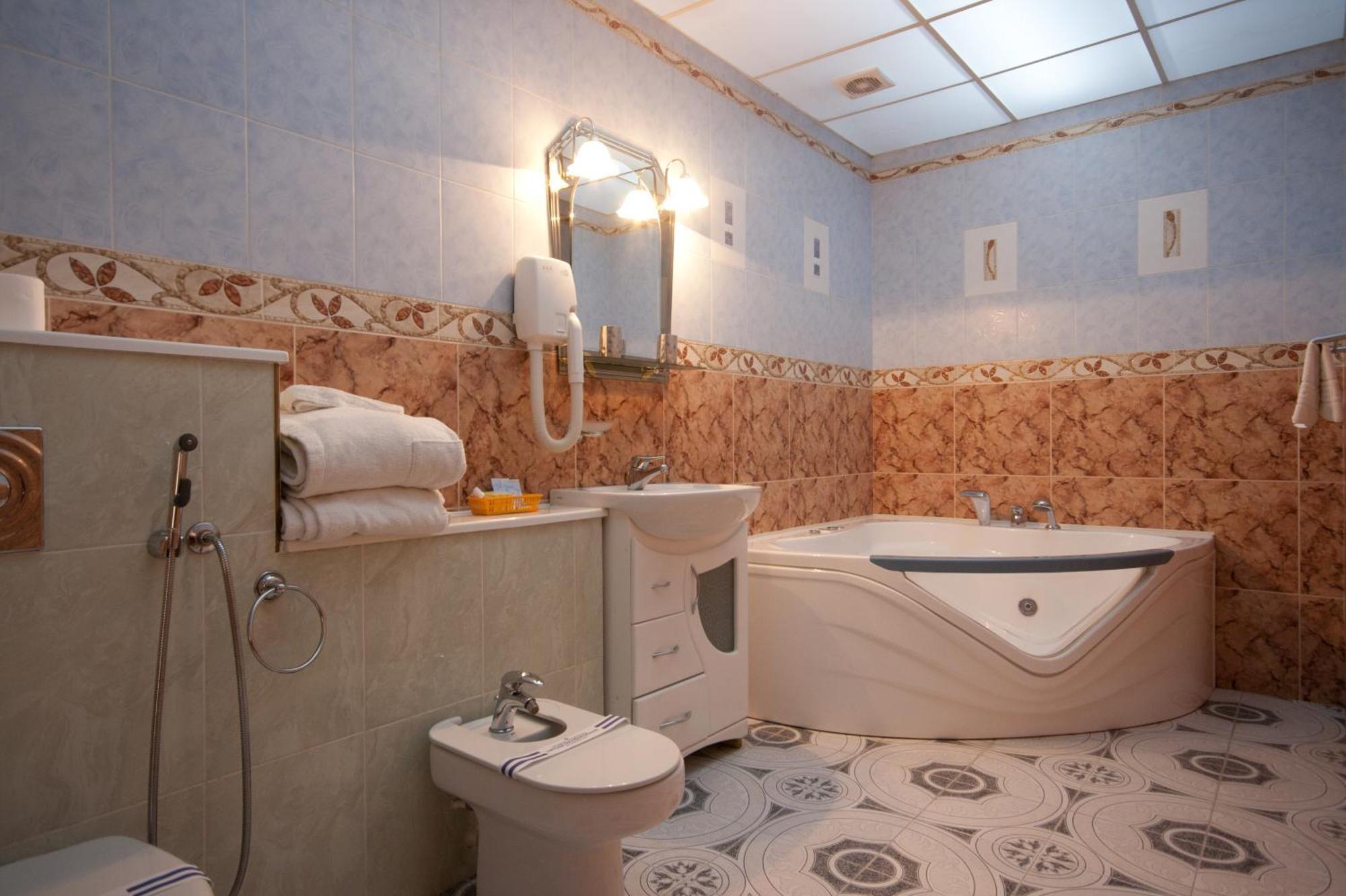 Volter Hotel Lviv Eksteriør bilde